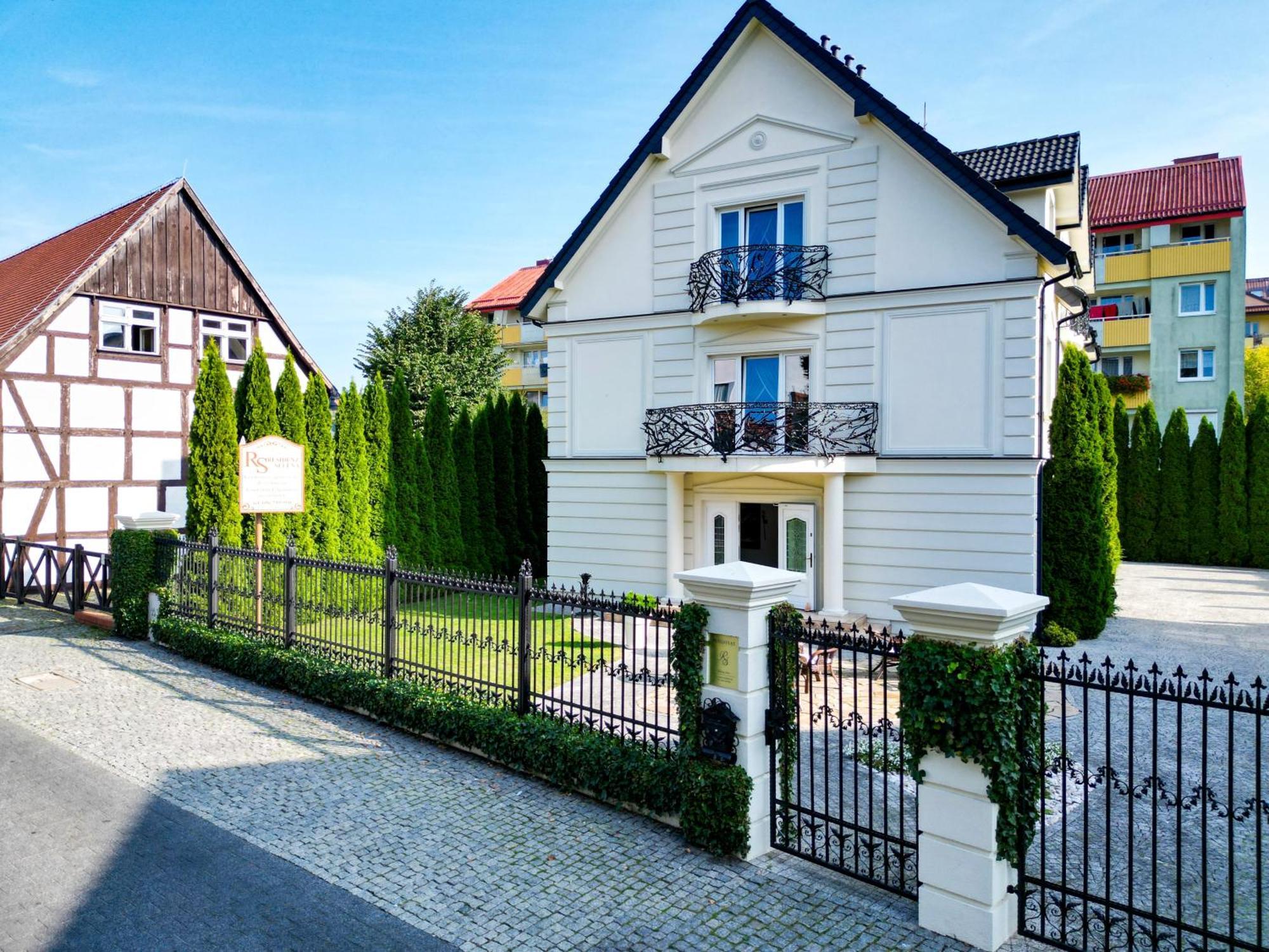 Bed and Breakfast Residenz Selena Ustka Esterno foto