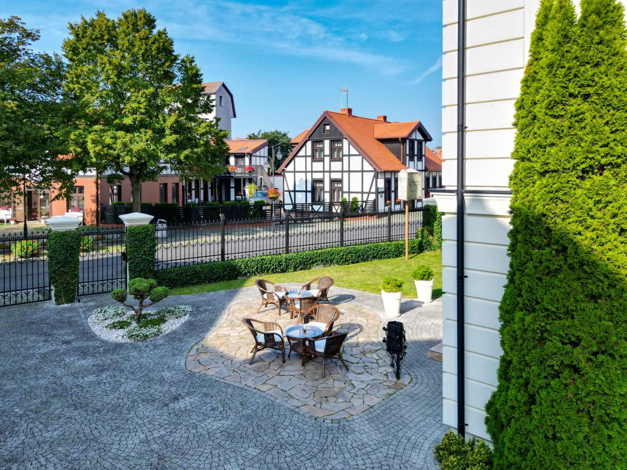 Bed and Breakfast Residenz Selena Ustka Esterno foto